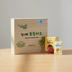 Nước đông trùng hạ thảo Hàn Quốc Pocheon hộp gỗ 60 gói x 30ml