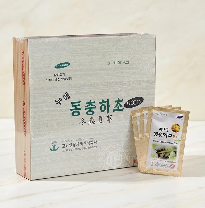 Nước đông trùng hạ thảo Hàn Quốc hộp gỗ 60 gói