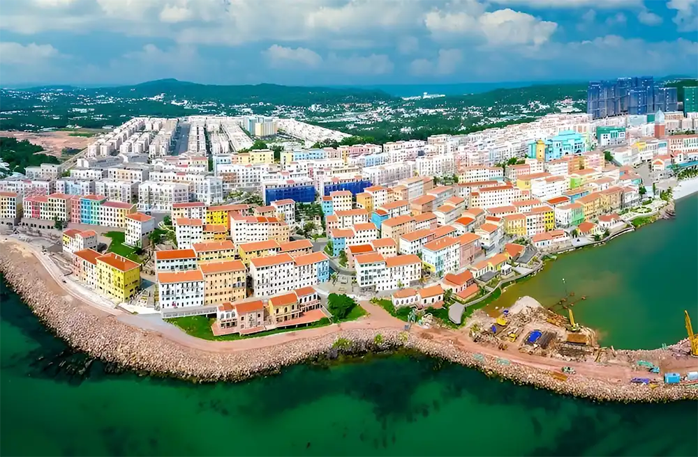 Phú Quốc hiện nay đã được khai thác với nhiều cảnh đẹp đặc sắc