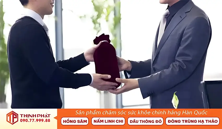 Trung Thu Tặng “Sếp” Quà Gì Vừa Sang Trọng Vừa Ấn Tượng? Trung Thu Tặng “Sếp” Quà Gì Vừa Sang Trọng Vừa Ấn Tượng?