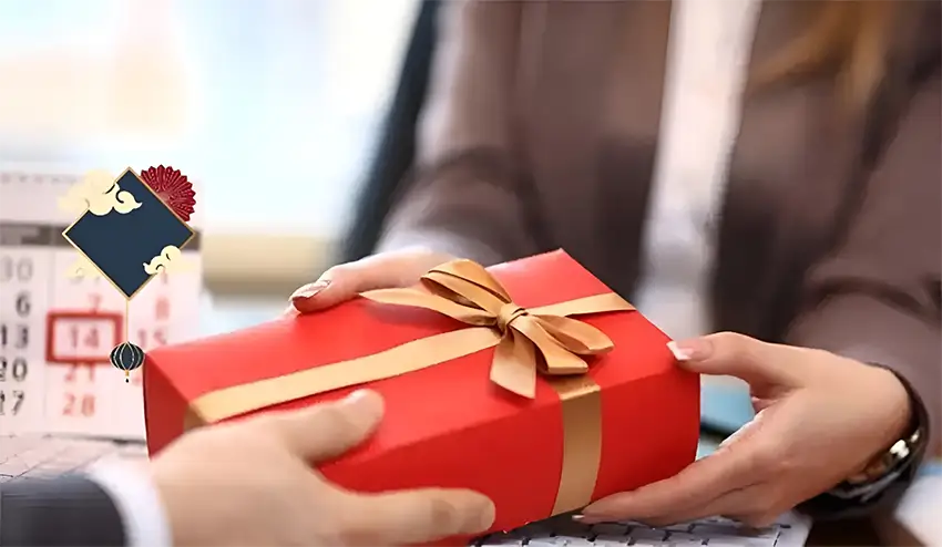 Tặng Sếp quà Tết trung thu là một nét văn hóa đẹp nơi công sở Tặng Sếp quà Tết trung thu là một nét văn hóa đẹp nơi công sở