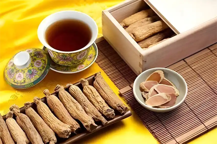 Sâm củ khô có thái lát có thể pha trà hay chế biến các món ăn bổ dưỡng Sâm củ khô có thái lát có thể pha trà hay chế biến các món ăn bổ dưỡng