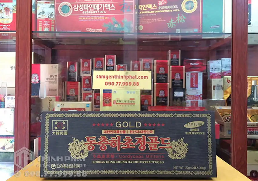 Cao Đông Trùng Hạ Thảo Hàn Quốc Gold hộp gỗ 3 lọ x 120g Cao Đông Trùng Hạ Thảo Hàn Quốc Gold hộp gỗ 3 lọ x 120g