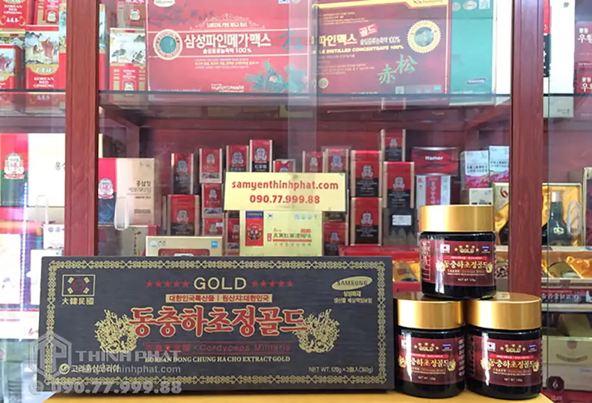 Cao Đông Trùng Hạ Thảo Hàn Quốc Gold hộp gỗ 3 lọ x 120g Cao Đông Trùng Hạ Thảo Hàn Quốc Gold hộp gỗ 3 lọ x 120g