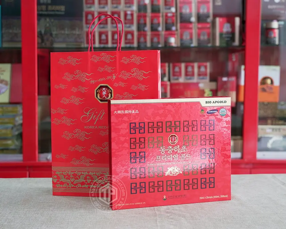 Nước đông trùng hạ thảo Hàn Quốc hộp 20 ống Nước đông trùng hạ thảo Hàn Quốc hộp 20 ống