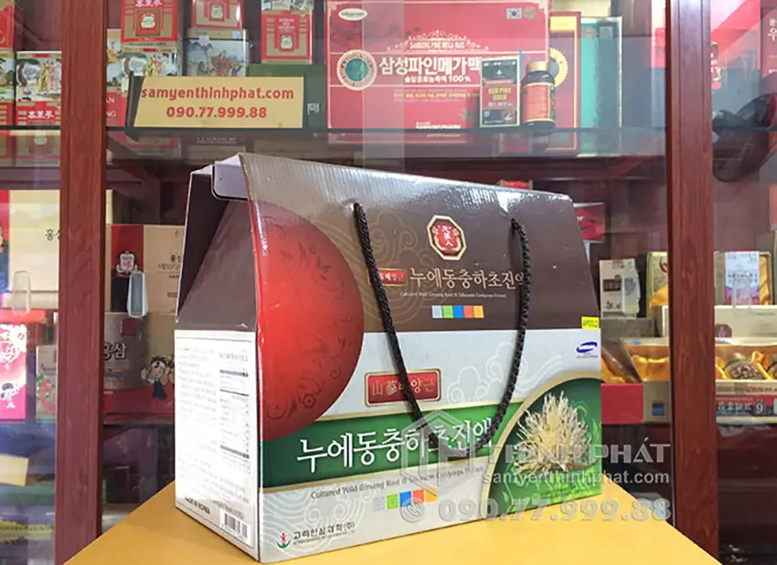 Nước đông trùng hạ thảo nhân nhâm hộp 30 gói Nước đông trùng hạ thảo nhân nhâm hộp 30 gói