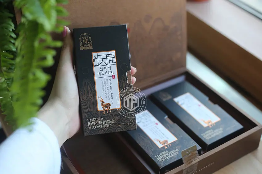 Nước sâm nhung hươu cao cấp KGC sâm chính phủ Jung Kwan Jang hộp 30 gói x 10ml Nước sâm nhung hươu cao cấp KGC sâm chính phủ Jung Kwan Jang hộp 30 gói x 10ml