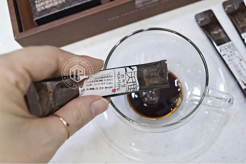 Nước sâm nhung hươu cao cấp KGC sâm chính phủ Jung Kwan Jang hộp 30 gói x 10ml Nước sâm nhung hươu cao cấp KGC sâm chính phủ Jung Kwan Jang hộp 30 gói x 10ml