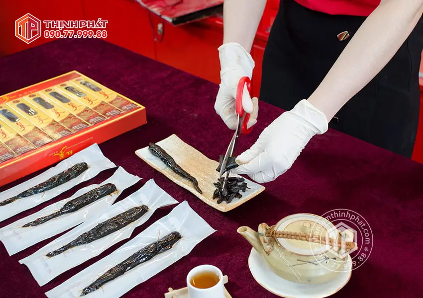 Hồng sâm củ tẩm mật ong chính hãng Daedong hộp 300g Sâm Hàn Quốc 6 năm tuổi chính hãng