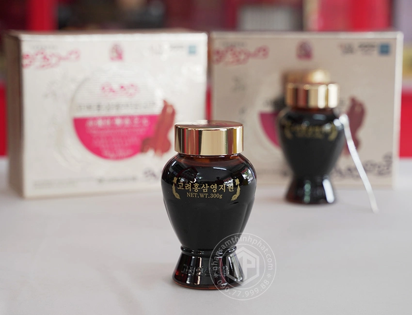 Cao hồng sâm linh chi Hàn Quốc Gold hộp 2 lọ x 300g Cao hồng sâm linh chi Hàn Quốc Gold hộp 2 lọ x 300g